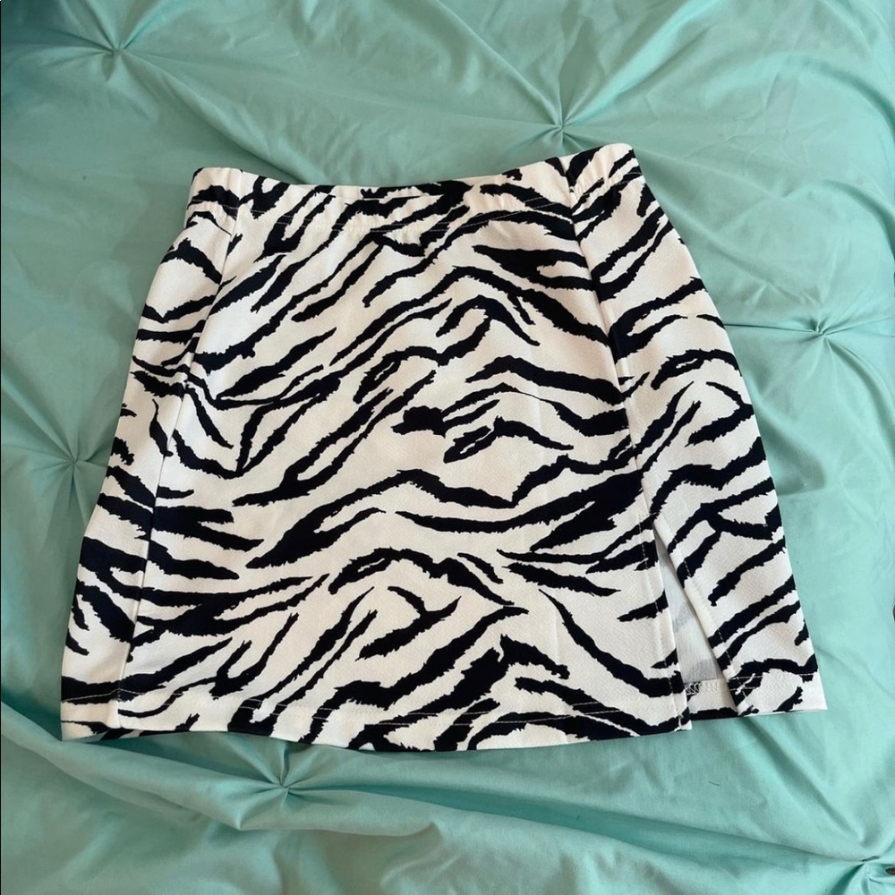 Zebra shein skirt